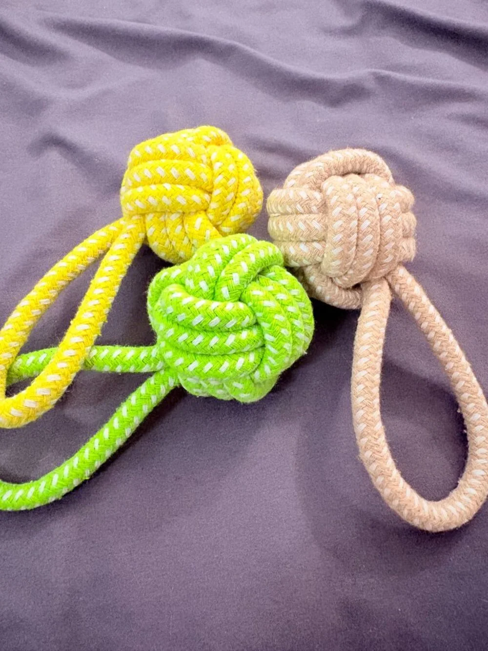 Knotted Rope Ball Dog Toy - Durable Blue and White Design for Engaging Playtime